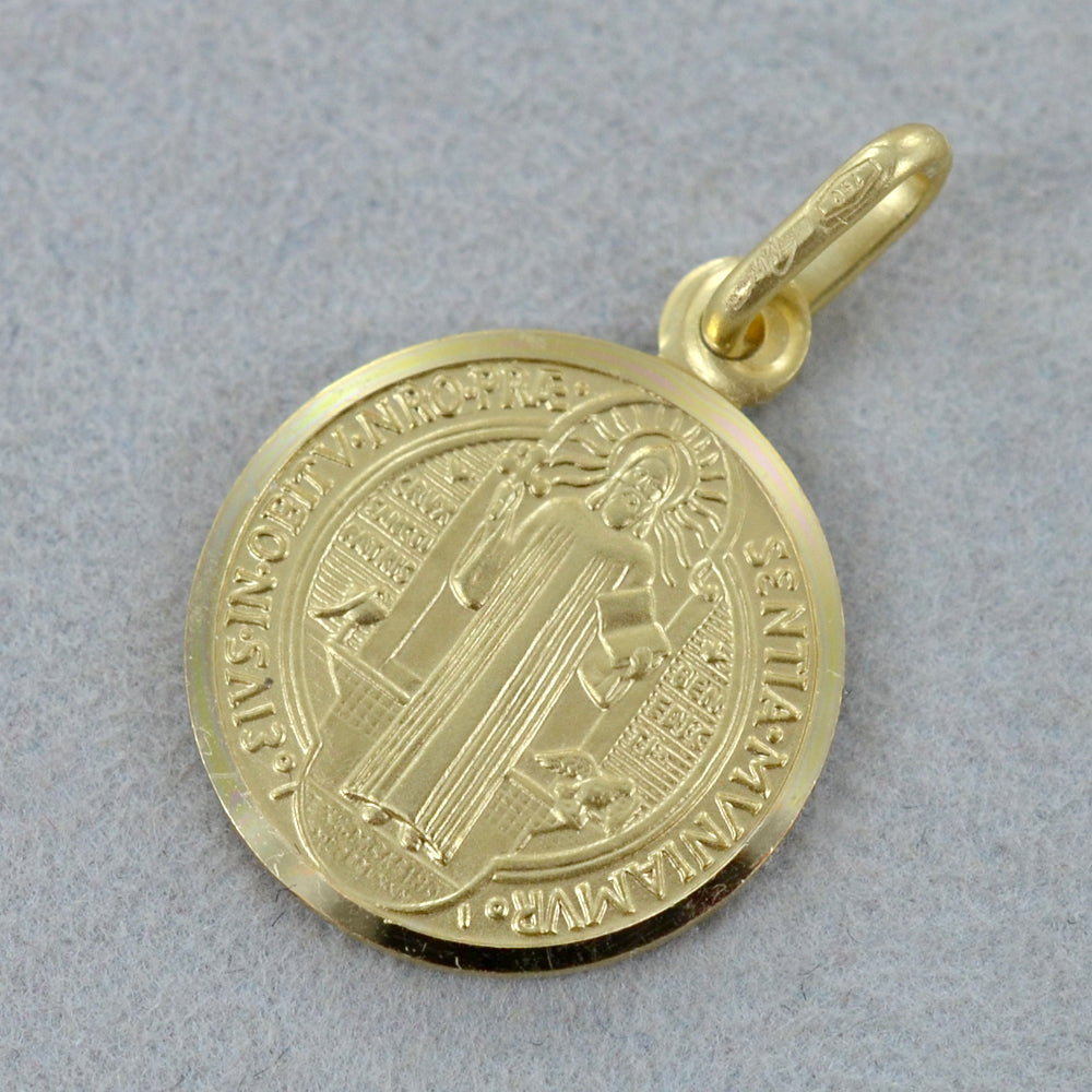 Medaglia San Benedetto in oro giallo