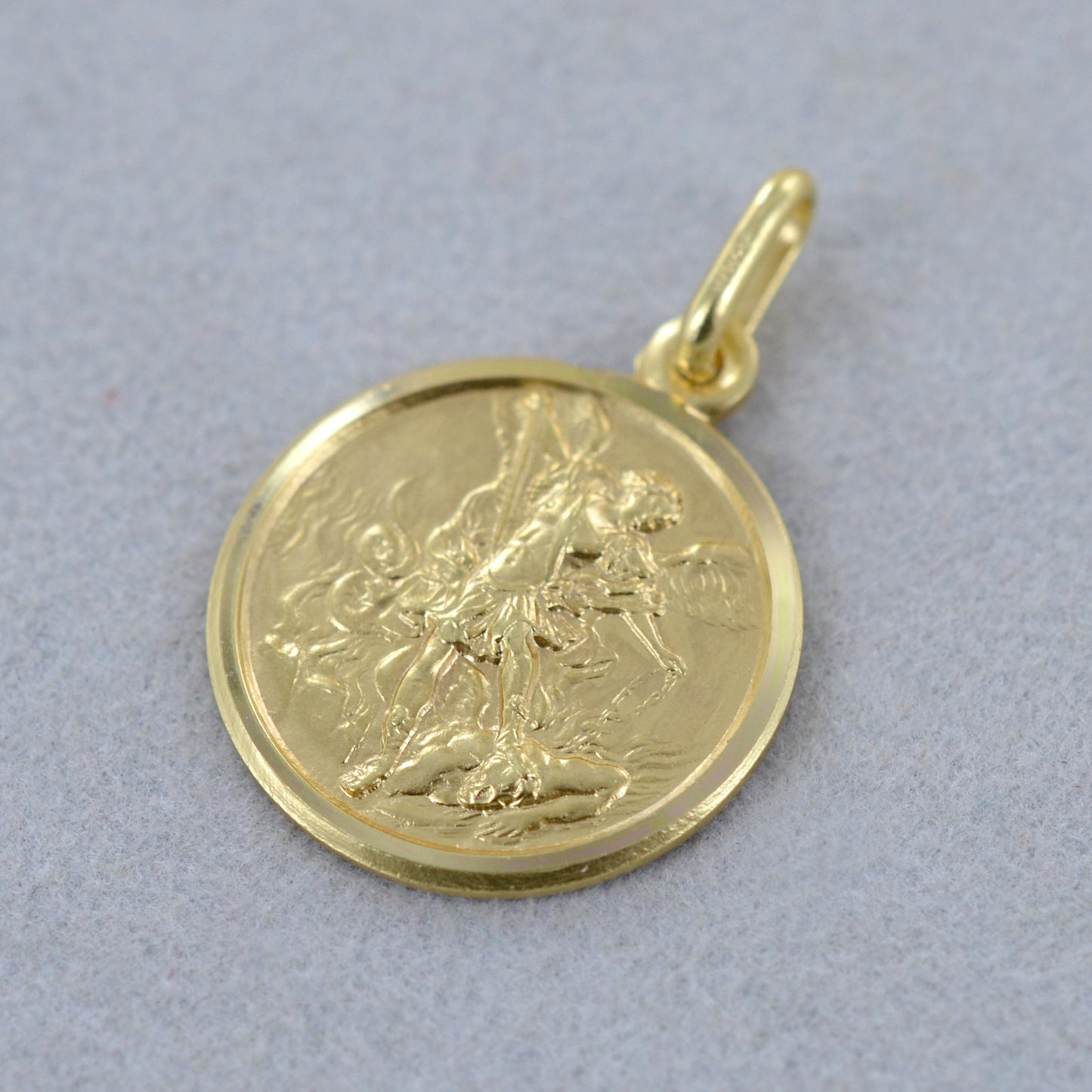 Medaglia San Michele in oro giallo